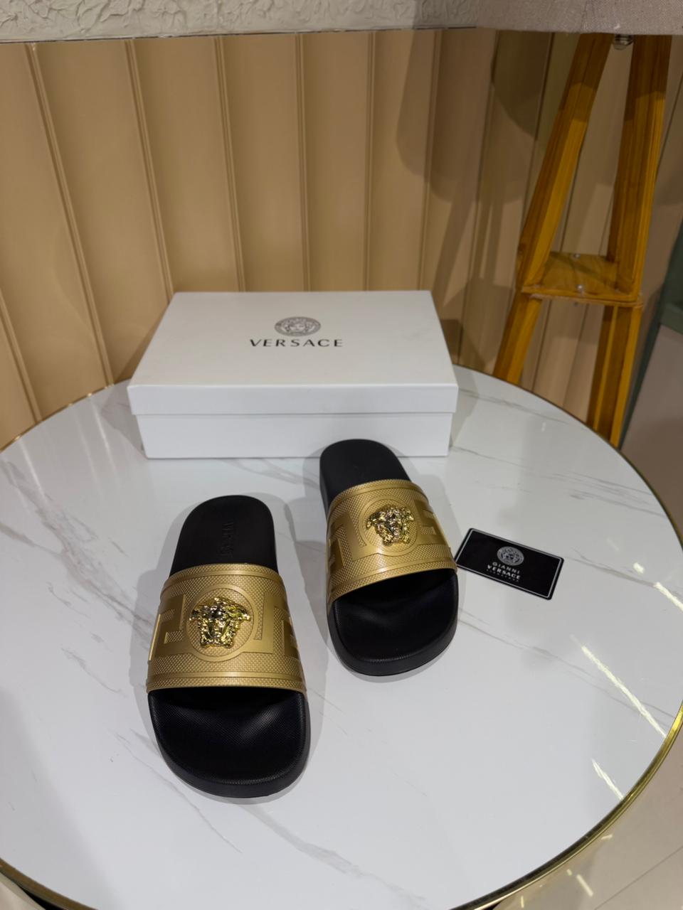 Versace La Medusa slides