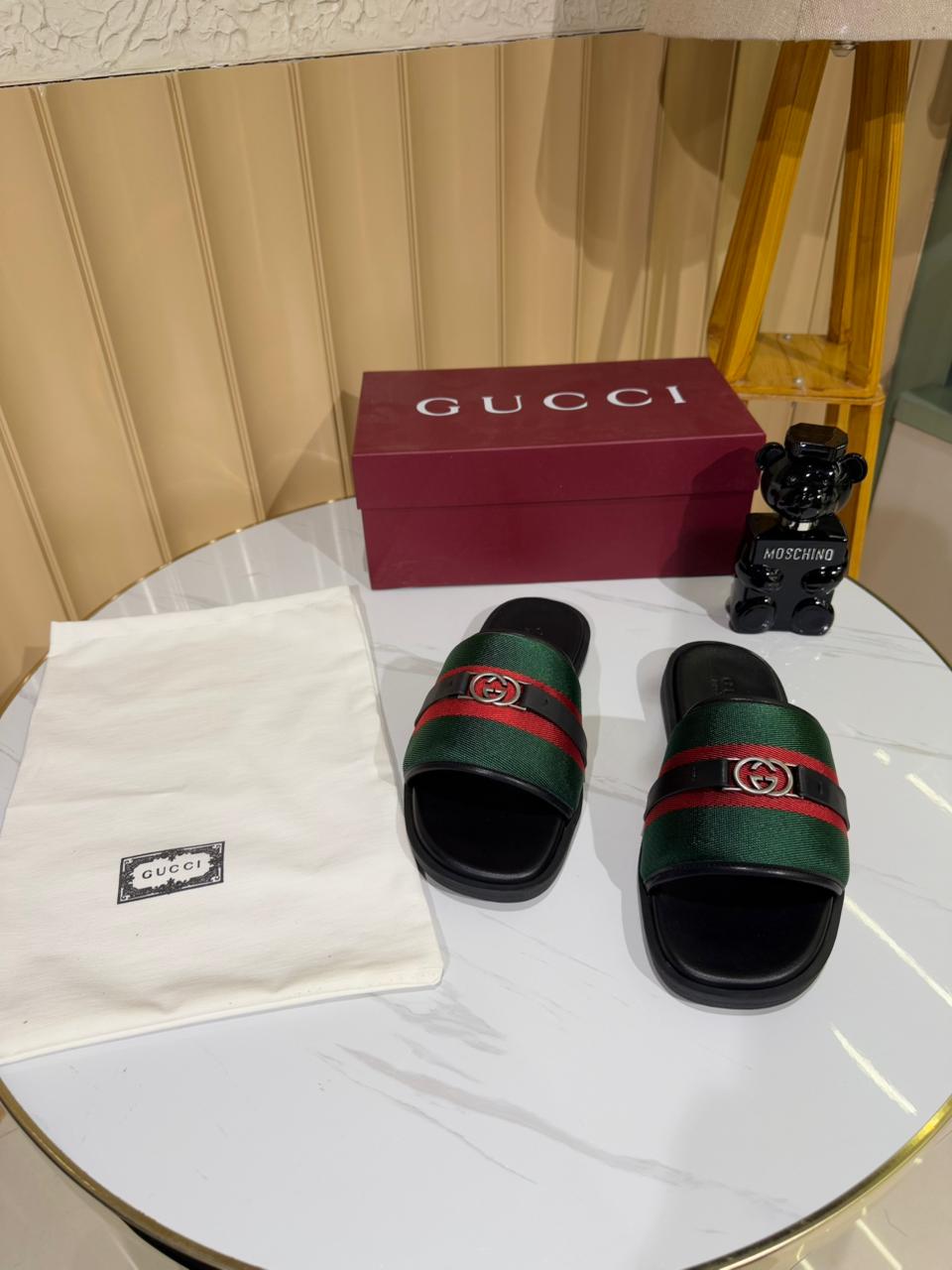 Gucci Interlocking G slide sandals