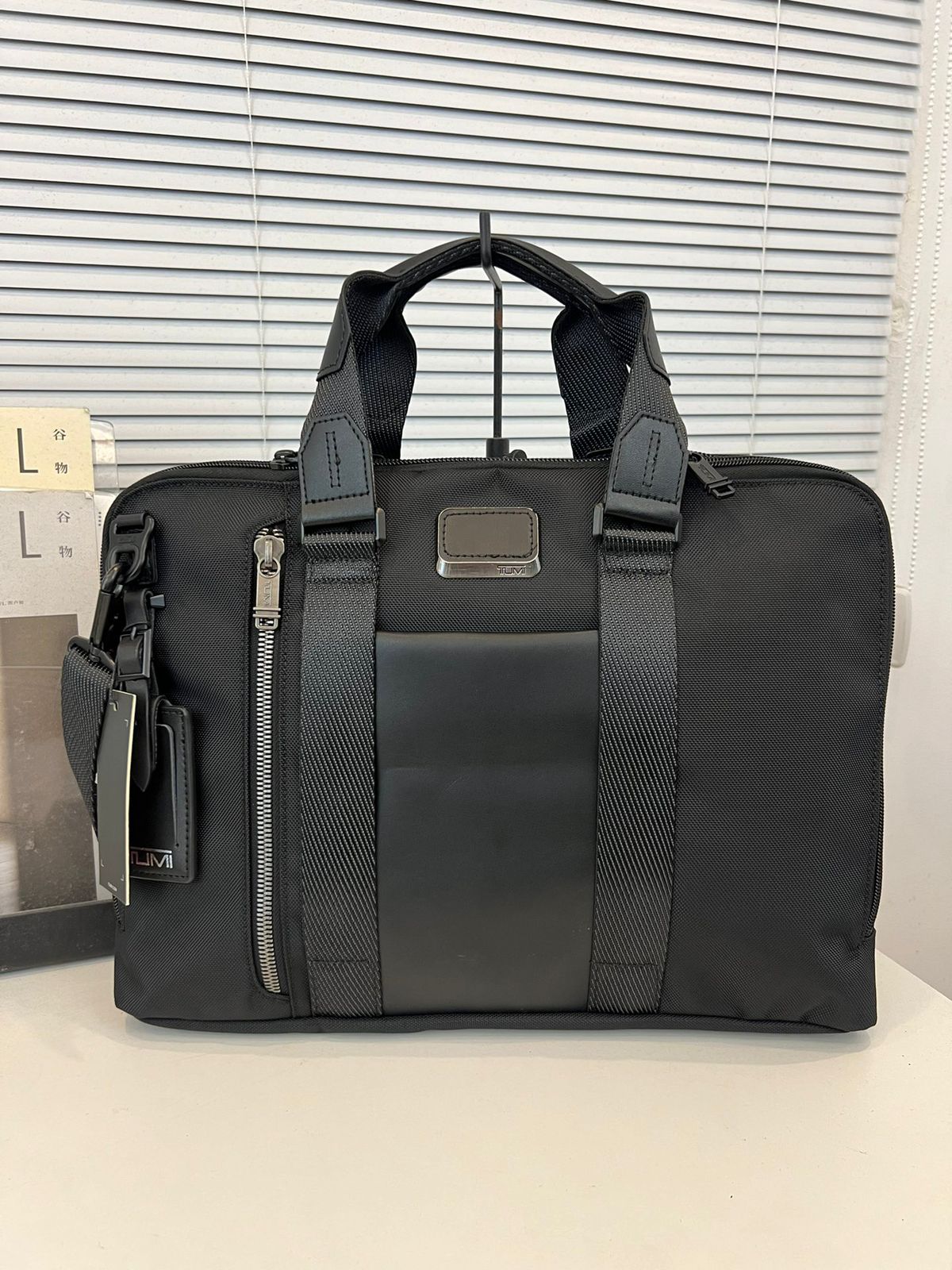 Aviano Slim Briefcase Black