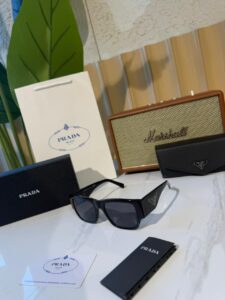 PRADA Men Full-Firm Round Sunglasses- 0PR 10ZS