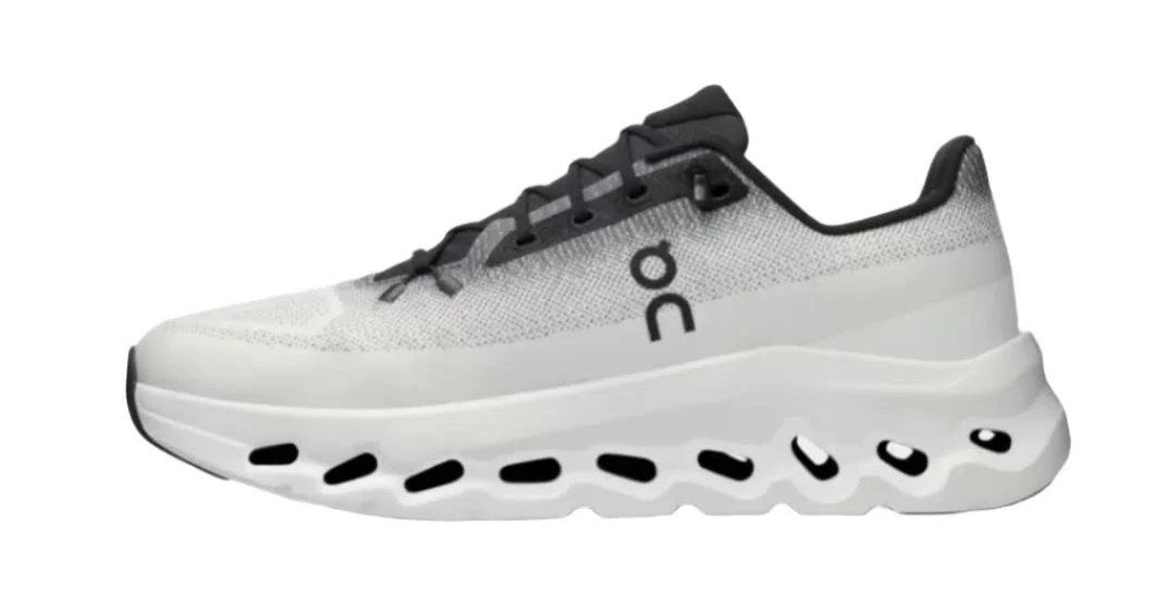 On Running Cloudtilt Black Ivory Sneakers Women